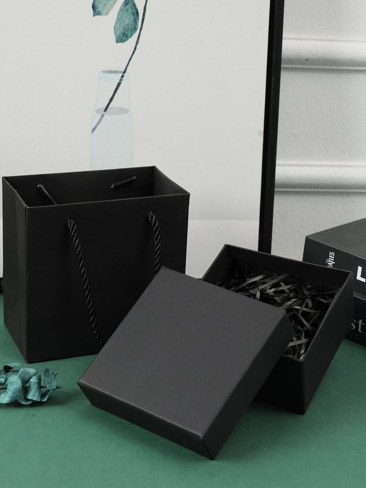 giftBoxSign23.jpg-image